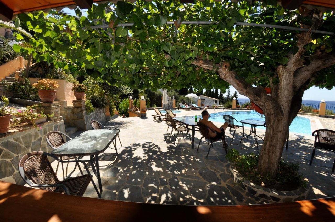Dina'S Paradise Agios Gordios  Exterior foto