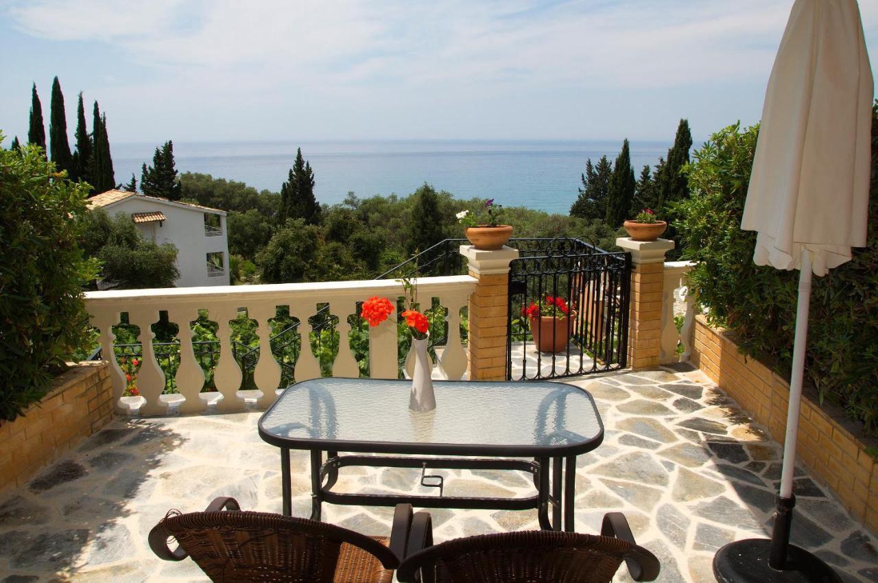 Dina'S Paradise Agios Gordios  Exterior foto